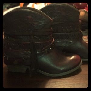 Not Rated shorty boots